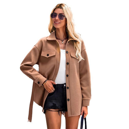 Manteau court à la mode avec liens et poches